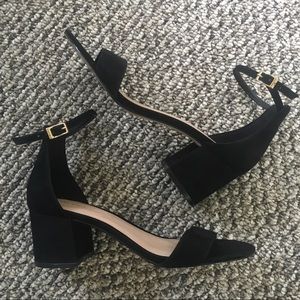 Women’s aldo black strap heals
